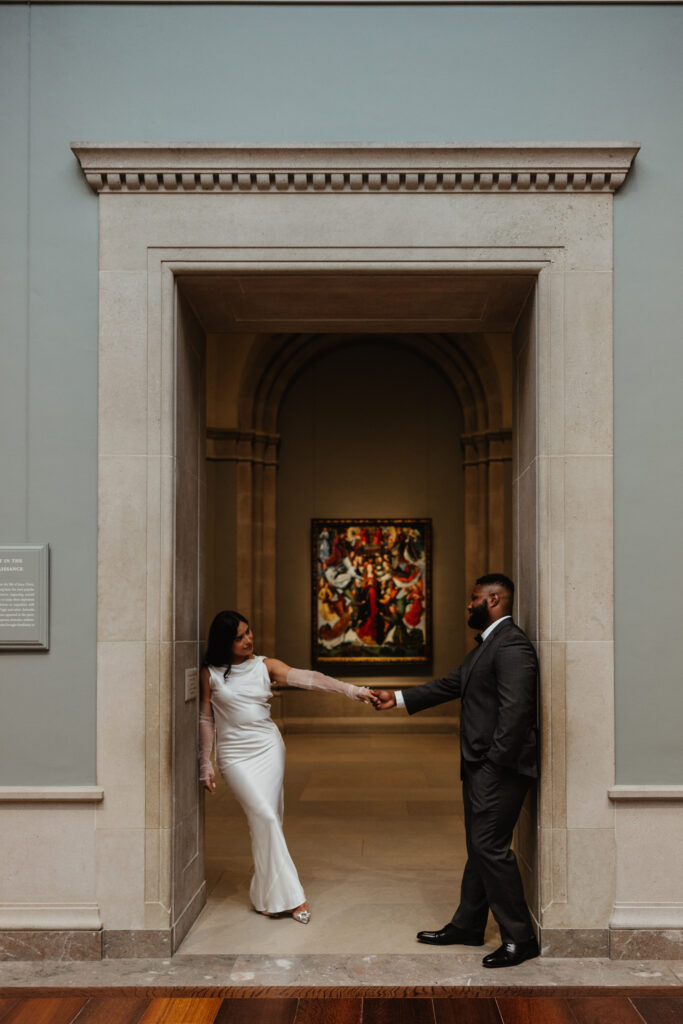 National Gallery of Art engagement photos | DC wedding photographer